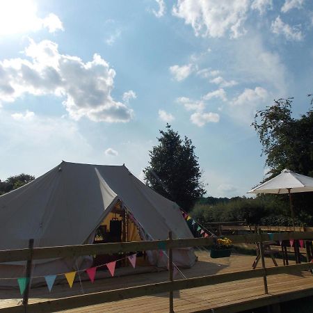 Hope Cottage Bell Tent Retreat Ашборн Экстерьер фото