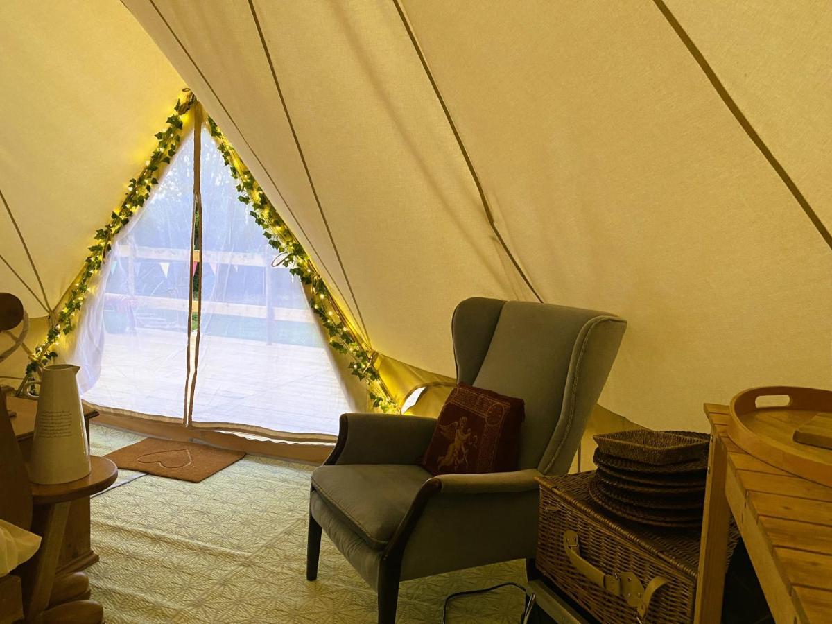 Hope Cottage Bell Tent Retreat Ашборн Экстерьер фото
