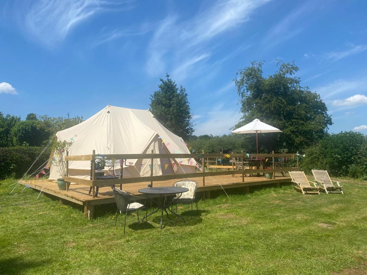 Hope Cottage Bell Tent Retreat Ашборн Экстерьер фото
