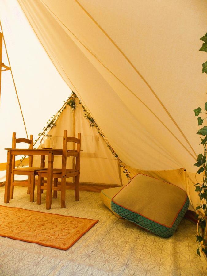 Hope Cottage Bell Tent Retreat Ашборн Экстерьер фото