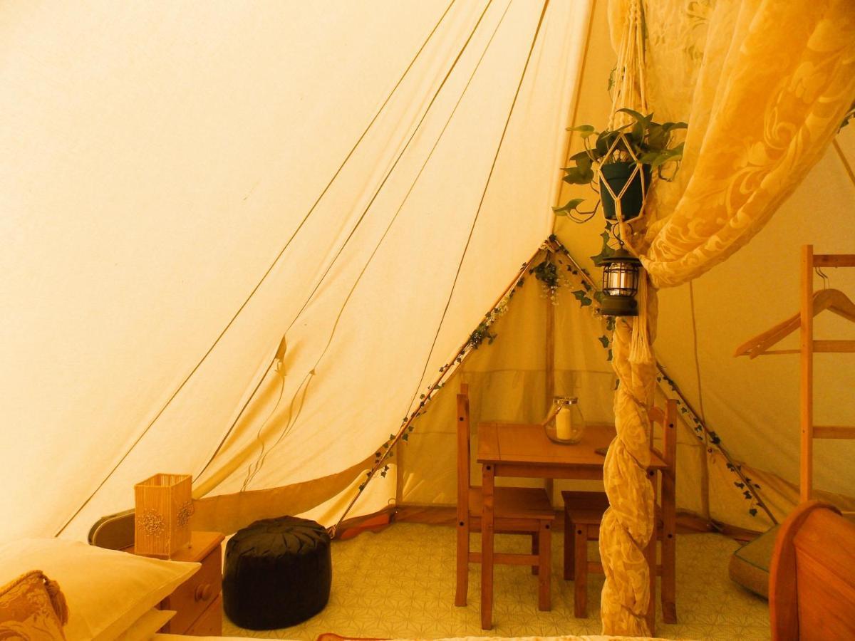 Hope Cottage Bell Tent Retreat Ашборн Экстерьер фото