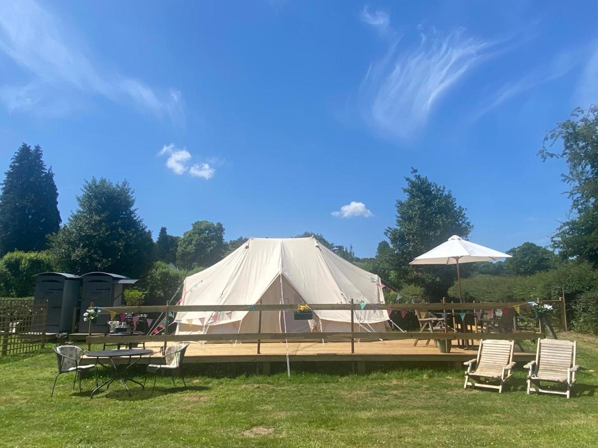 Hope Cottage Bell Tent Retreat Ашборн Экстерьер фото