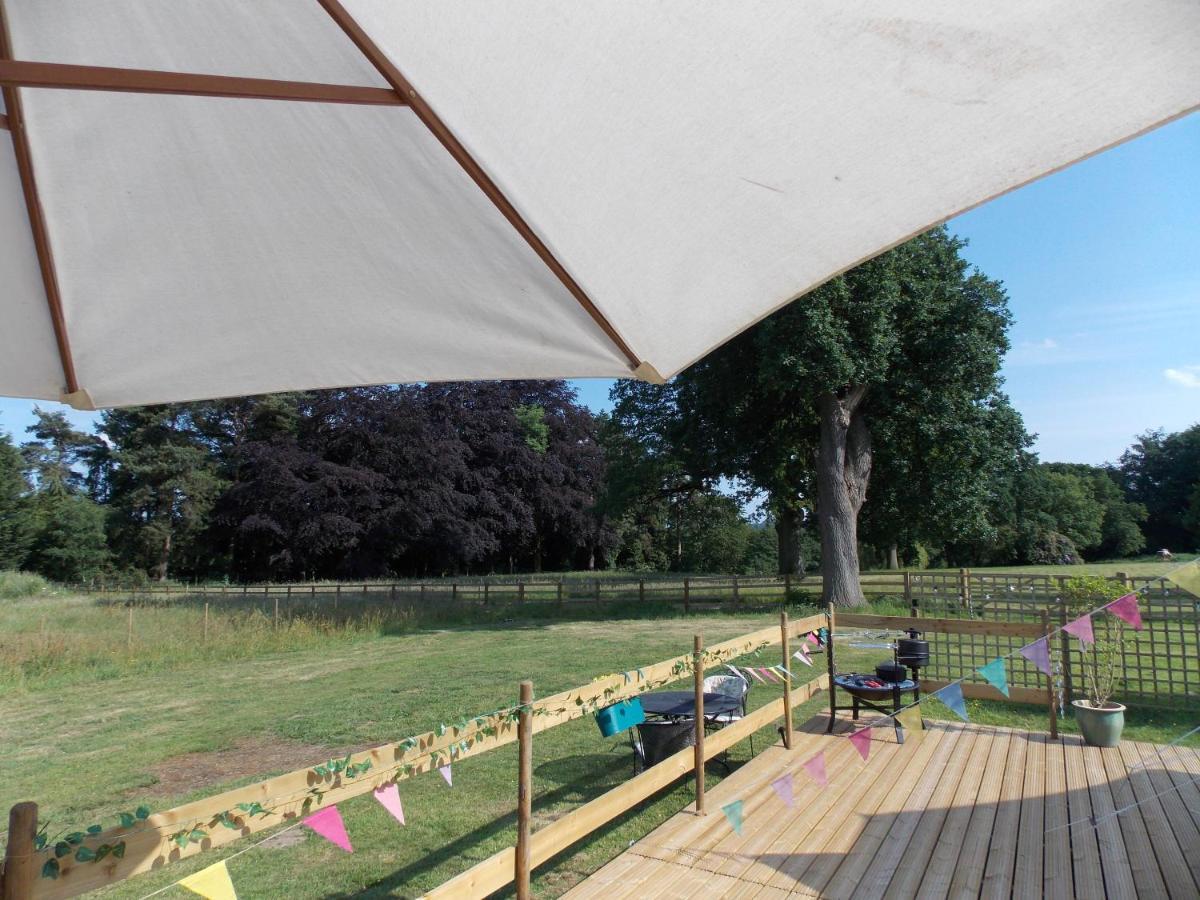 Hope Cottage Bell Tent Retreat Ашборн Экстерьер фото