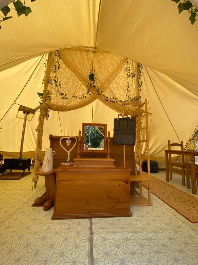 Hope Cottage Bell Tent Retreat Ашборн Экстерьер фото
