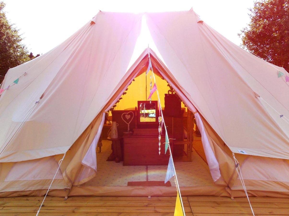 Hope Cottage Bell Tent Retreat Ашборн Экстерьер фото